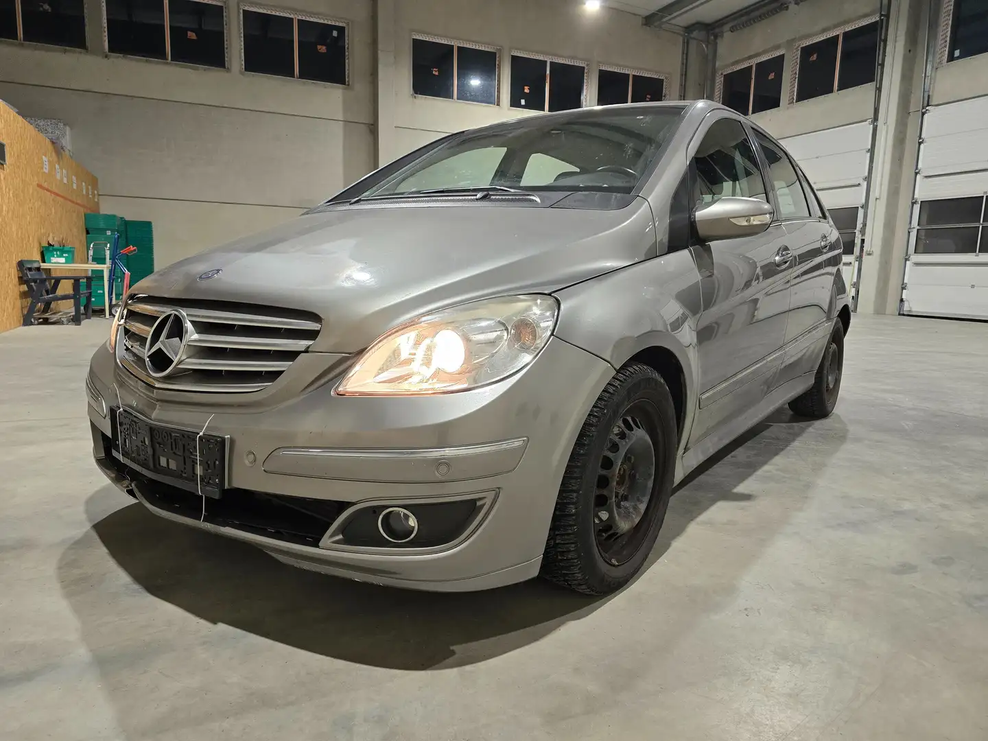 Mercedes-Benz B 200 B-Klasse Diesel CDI Autotronic Silber - 1
