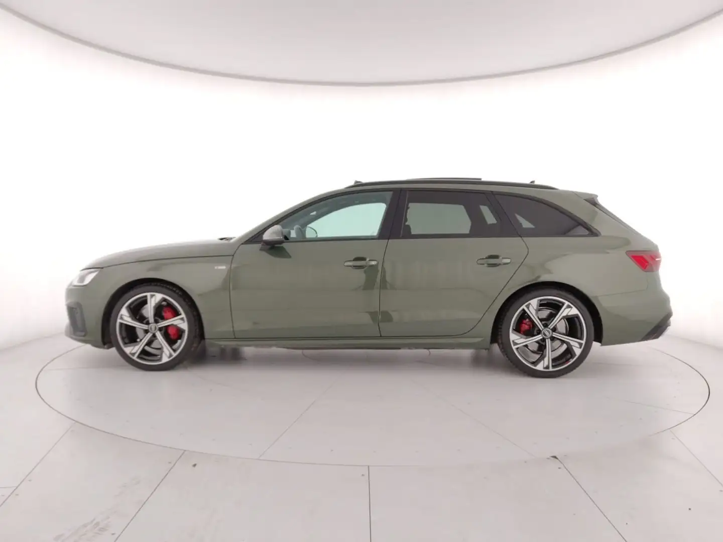 Audi A4 Avant 40 TDI quattro S tronic S line edition Verde - 2