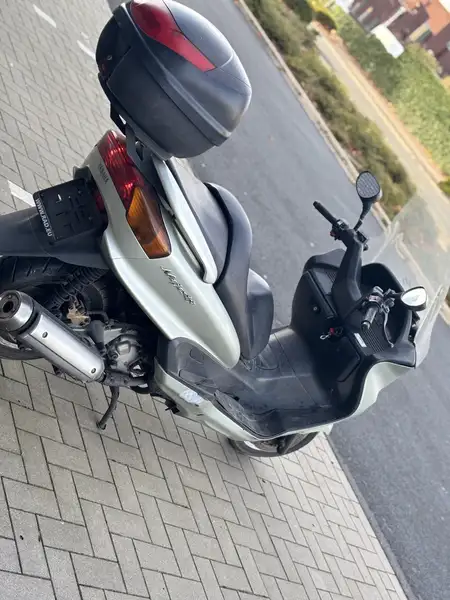 Yamaha Majesty 250 - foto 5