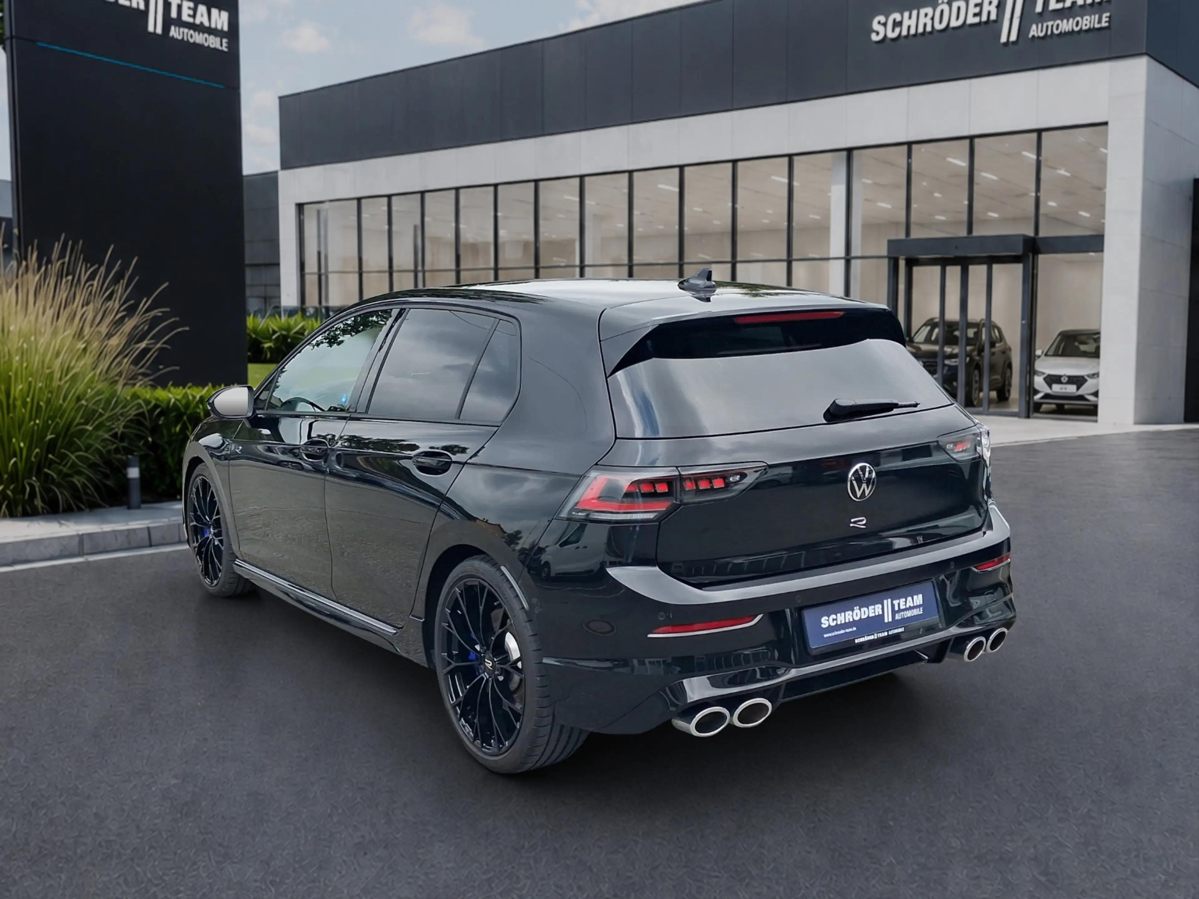 Volkswagen Golf R 2.0 TSI OPF 4MOTION DSG 2.0 TSI 245 kW 4Motion R — photo 3