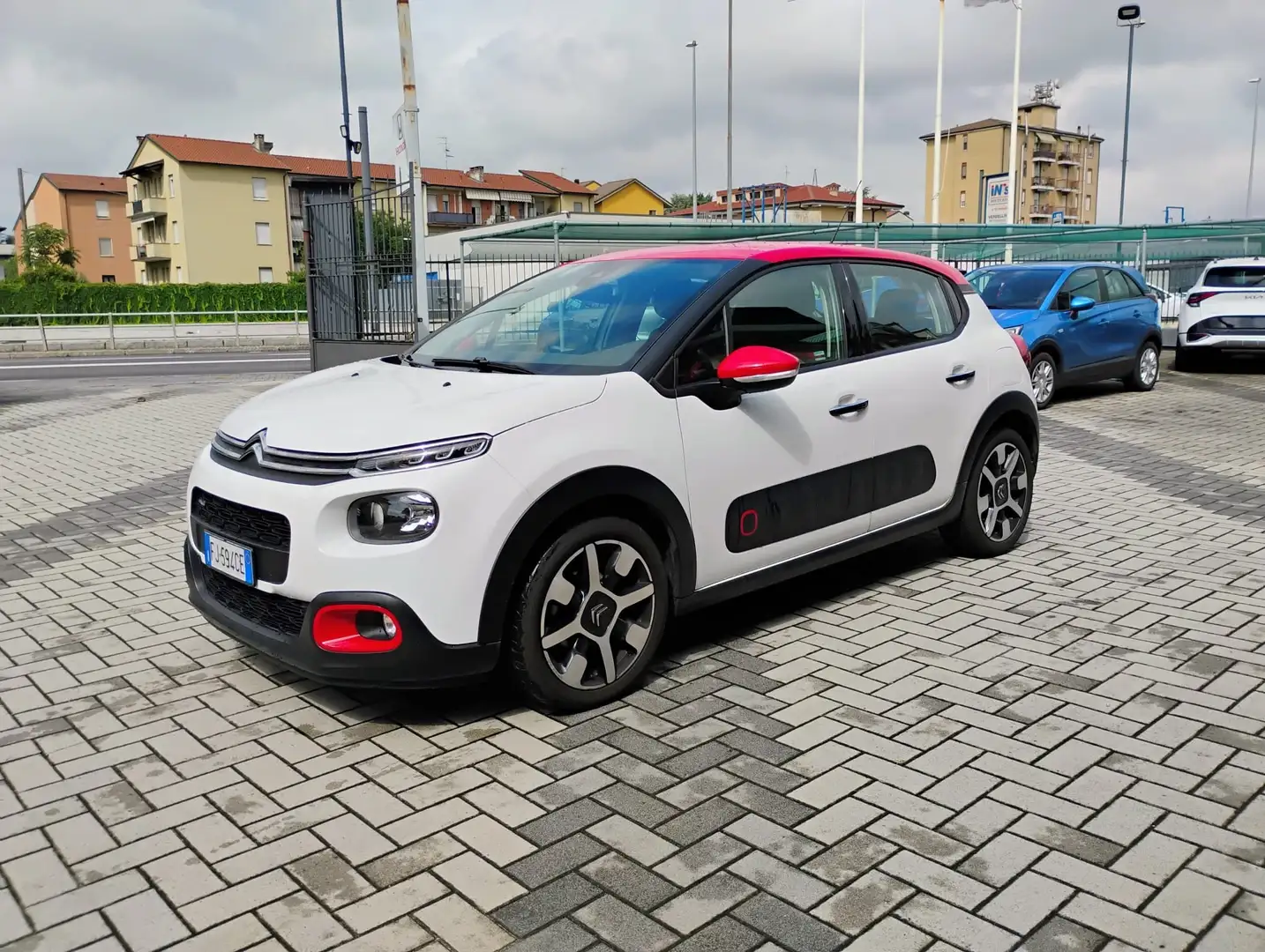 Citroen C3 C3 III 2017 1.2 puretech Shine s Белый - 1