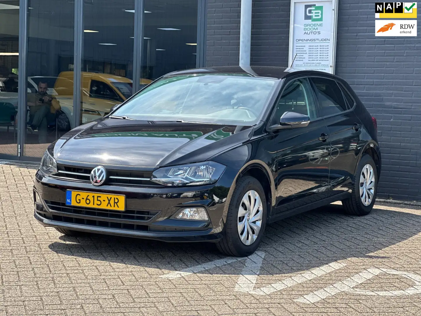 Volkswagen Polo 1.0 TSI Comfortline/NAVI/APP-CONNECT/AIRCO/NL-AUTO Zwart - 1