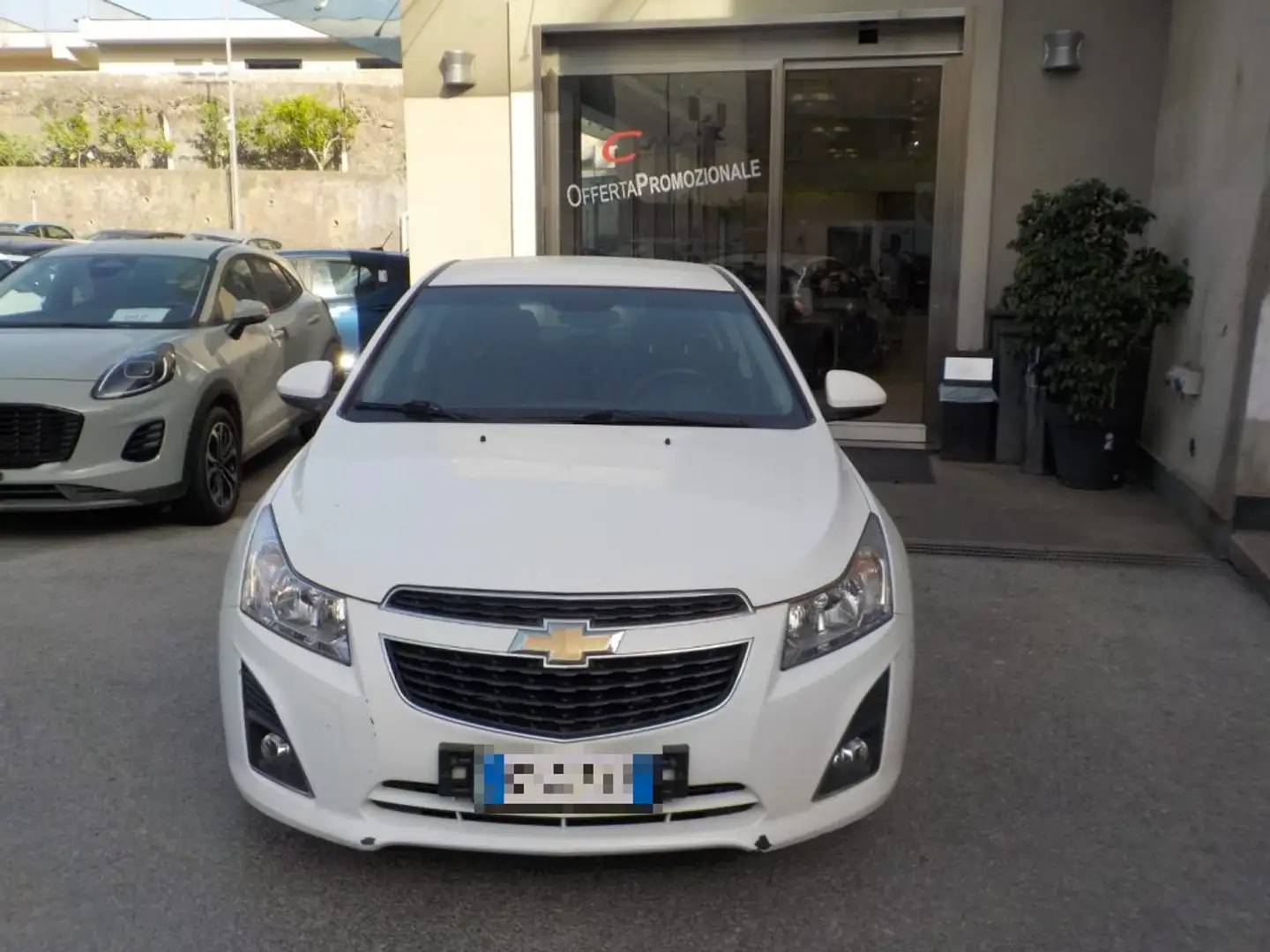 Chevrolet Cruze 1.8 5 porte LT GPL Bianco - 1