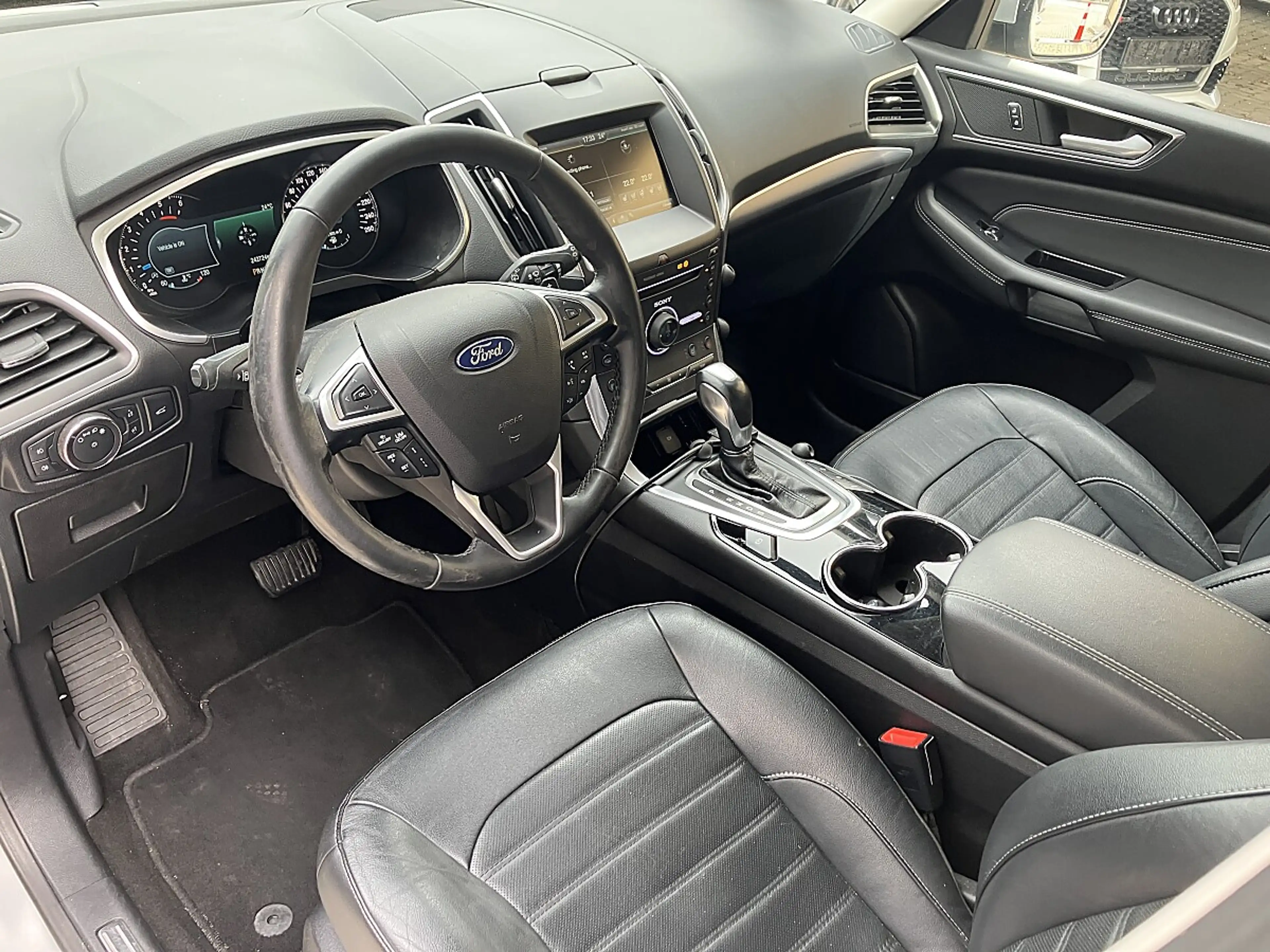 Ford Galaxy 2.0 TDCi Titanium AWD Start/Stopp — photo 13