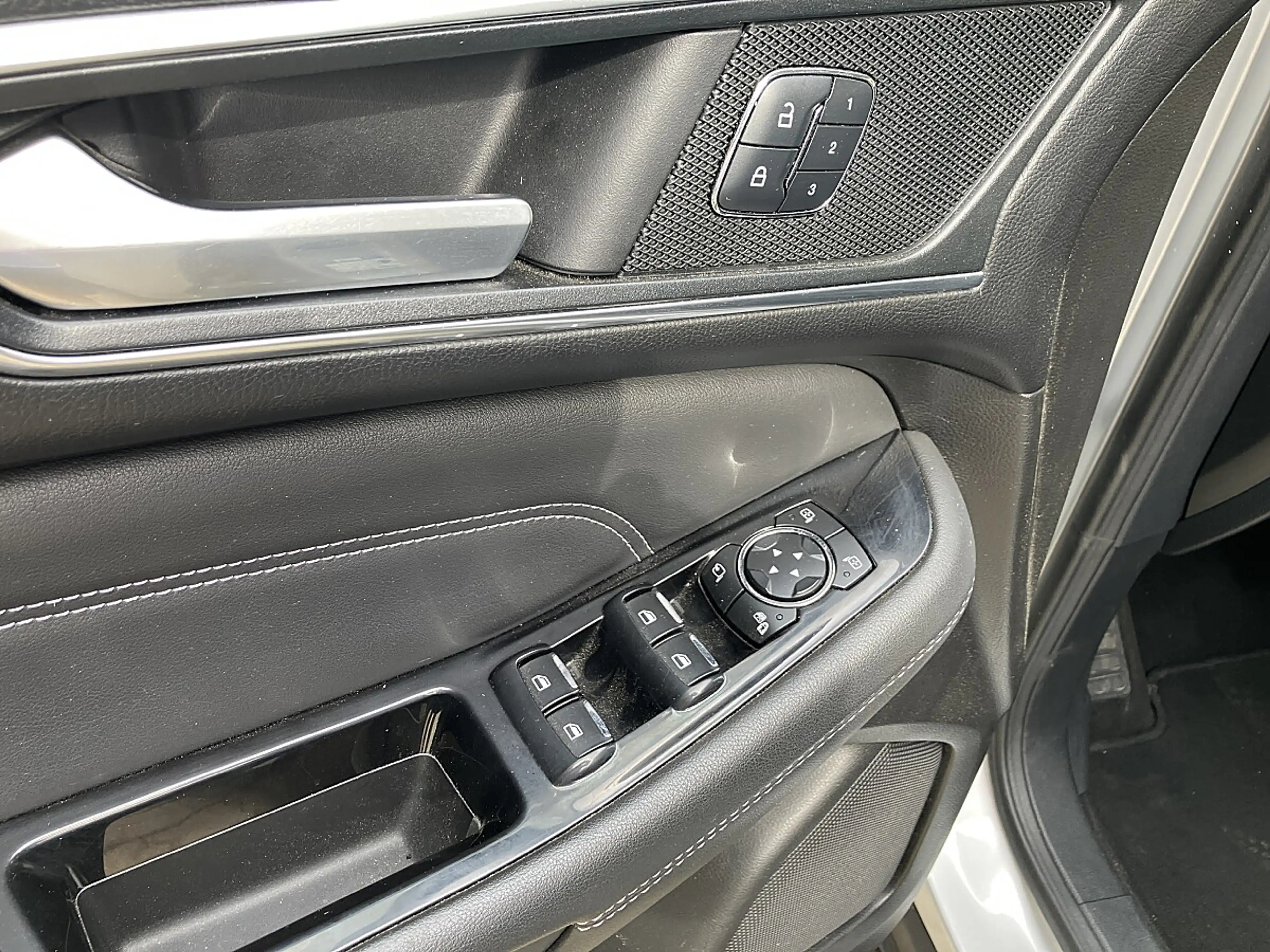 Ford Galaxy 2.0 TDCi Titanium AWD Start/Stopp — photo 11