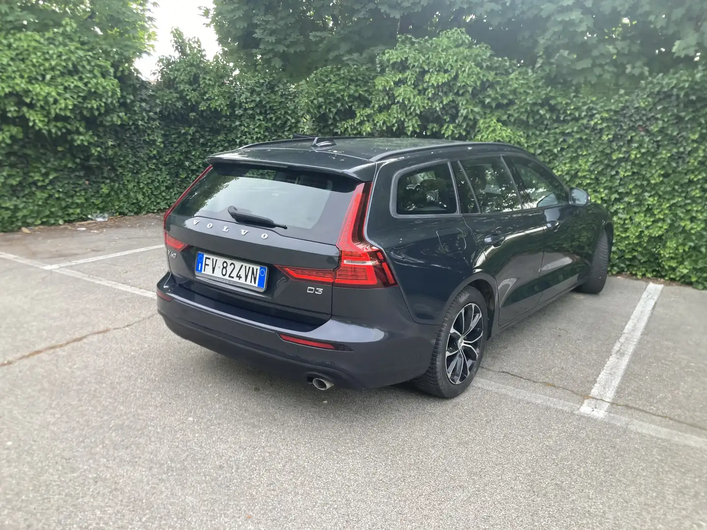 Volvo V60 2.0 d3 Business solo 85000km Grigio - 2