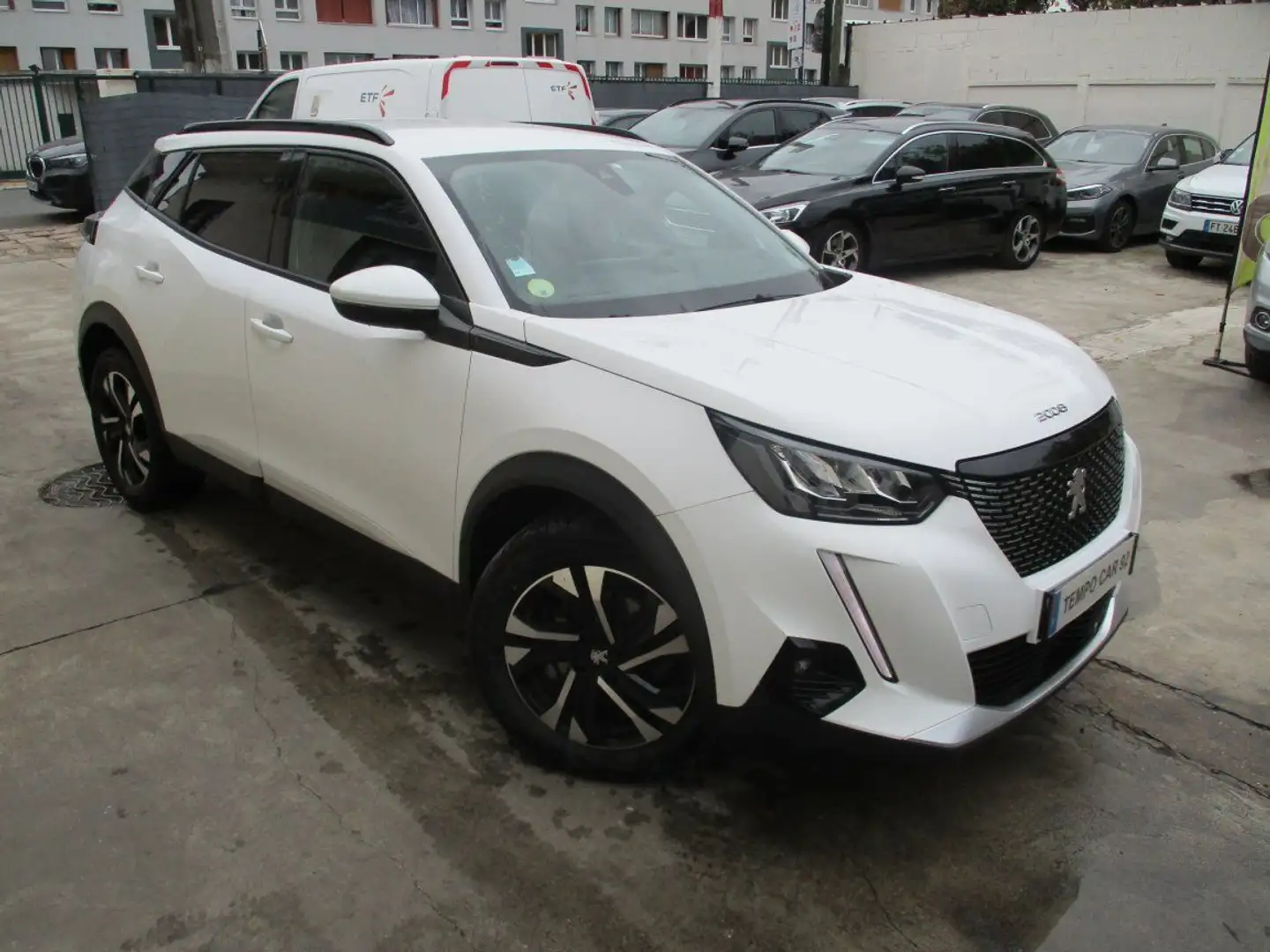 Peugeot 2008 BlueHDi 130 SetS EAT8 Allure Pack Blanc - 2