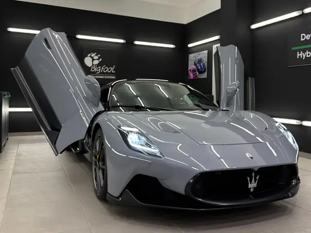 Maserati MC20 MC20 3.0 V6 630cv rwd auto