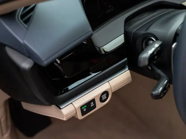 Porsche Panamera view 19