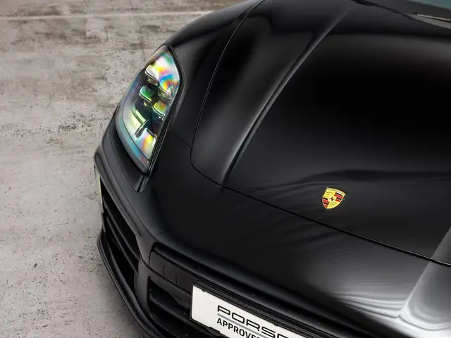 Porsche Panamera view 23