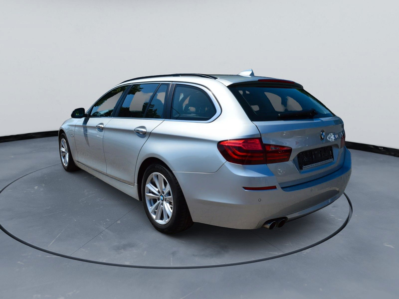 BMW 525 5 Touring 525 d xDrive Schönes Fahrzeug — photo 4