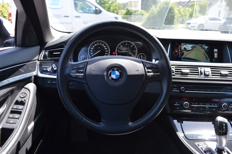 BMW 525 5 Touring 525 d xDrive Schönes Fahrzeug — photo 14