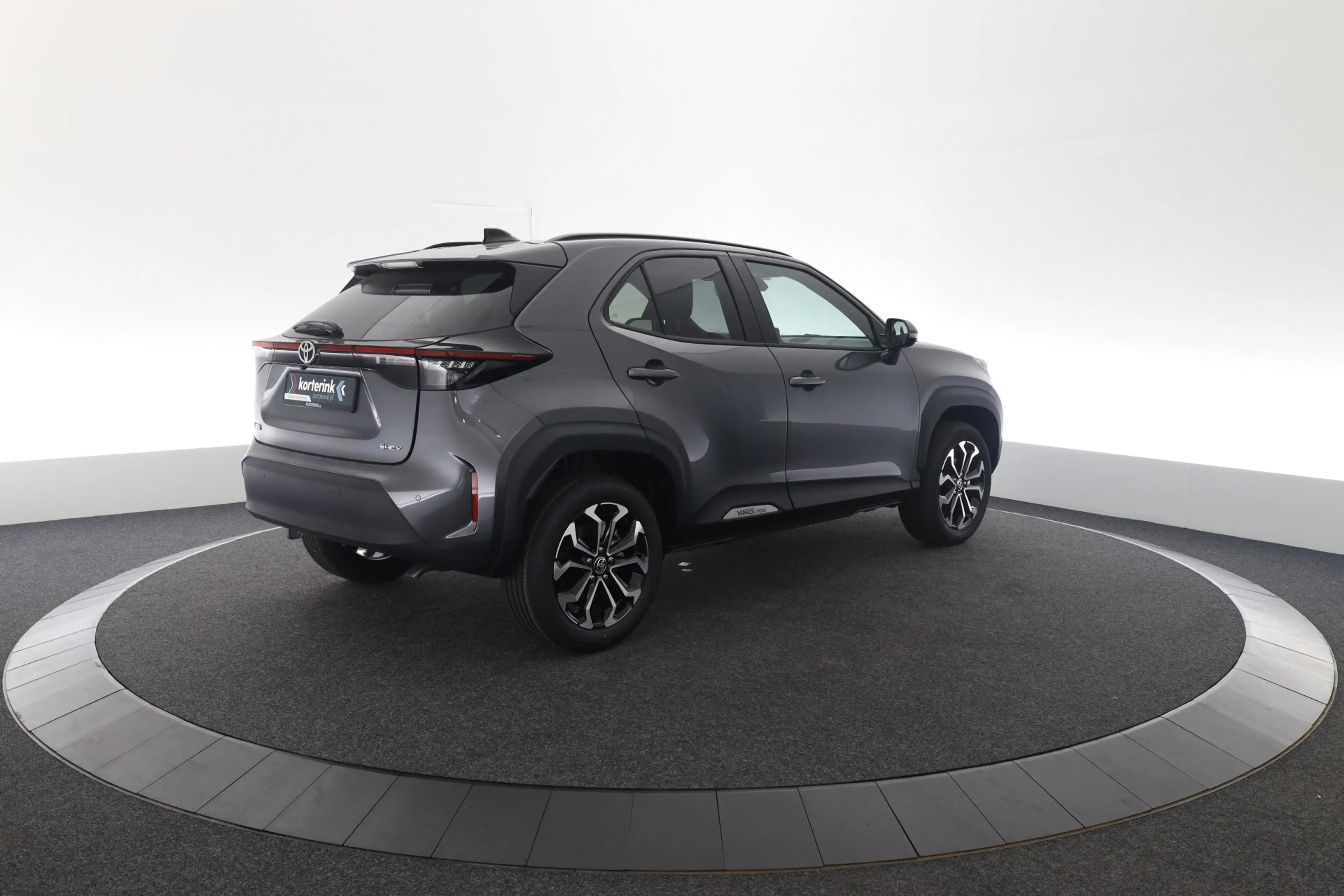 Toyota Yaris Cross 1.5 Hybrid 130 Dynamic Wordt binnenkort verwacht! — photo 2