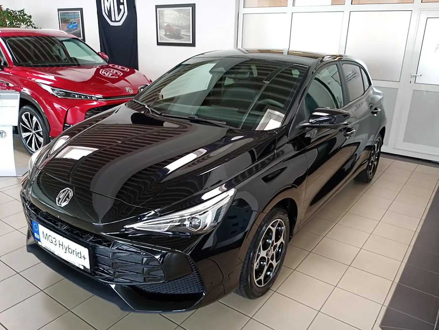 MG MG3 1,5 Hybrid+ Luxury Aut. Noir - 1