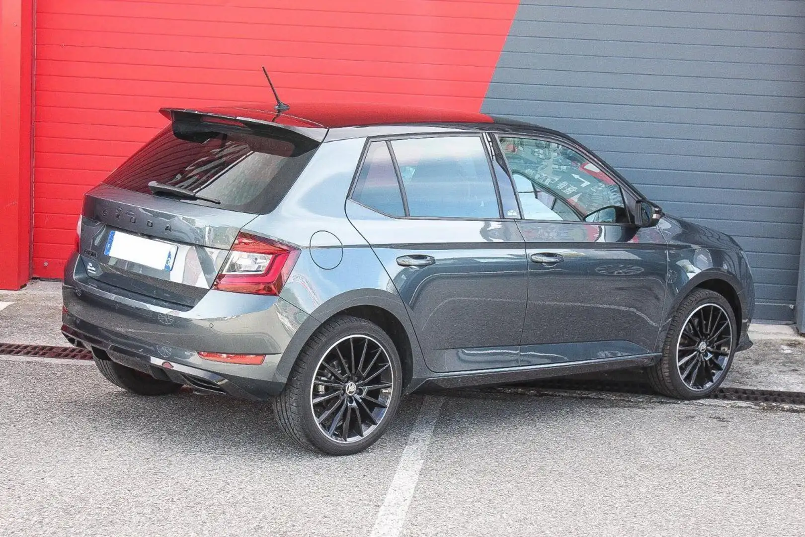 Skoda Fabia 1.0 TSI 95 CV BVA Gris - 2