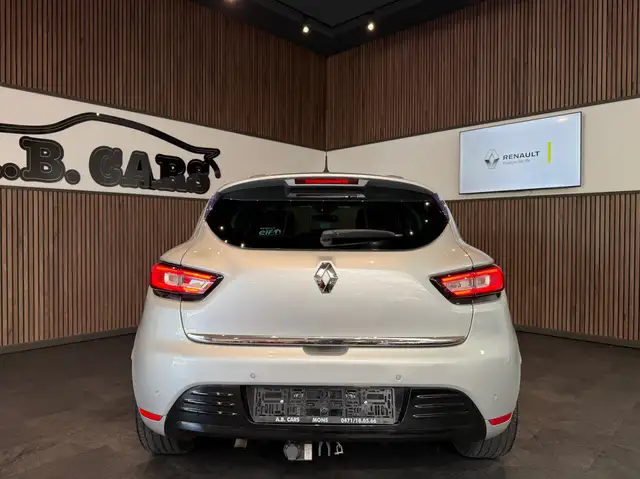 Renault Clio view 5