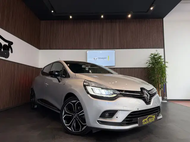 Renault Clio view 3