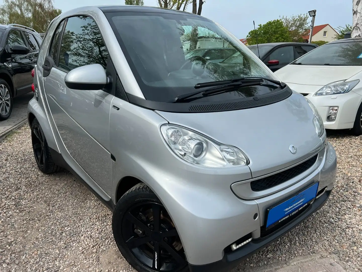 smart forTwo *Klima*SHZ*Servo*Navi*Leder*TÜV NEU Silber - 1