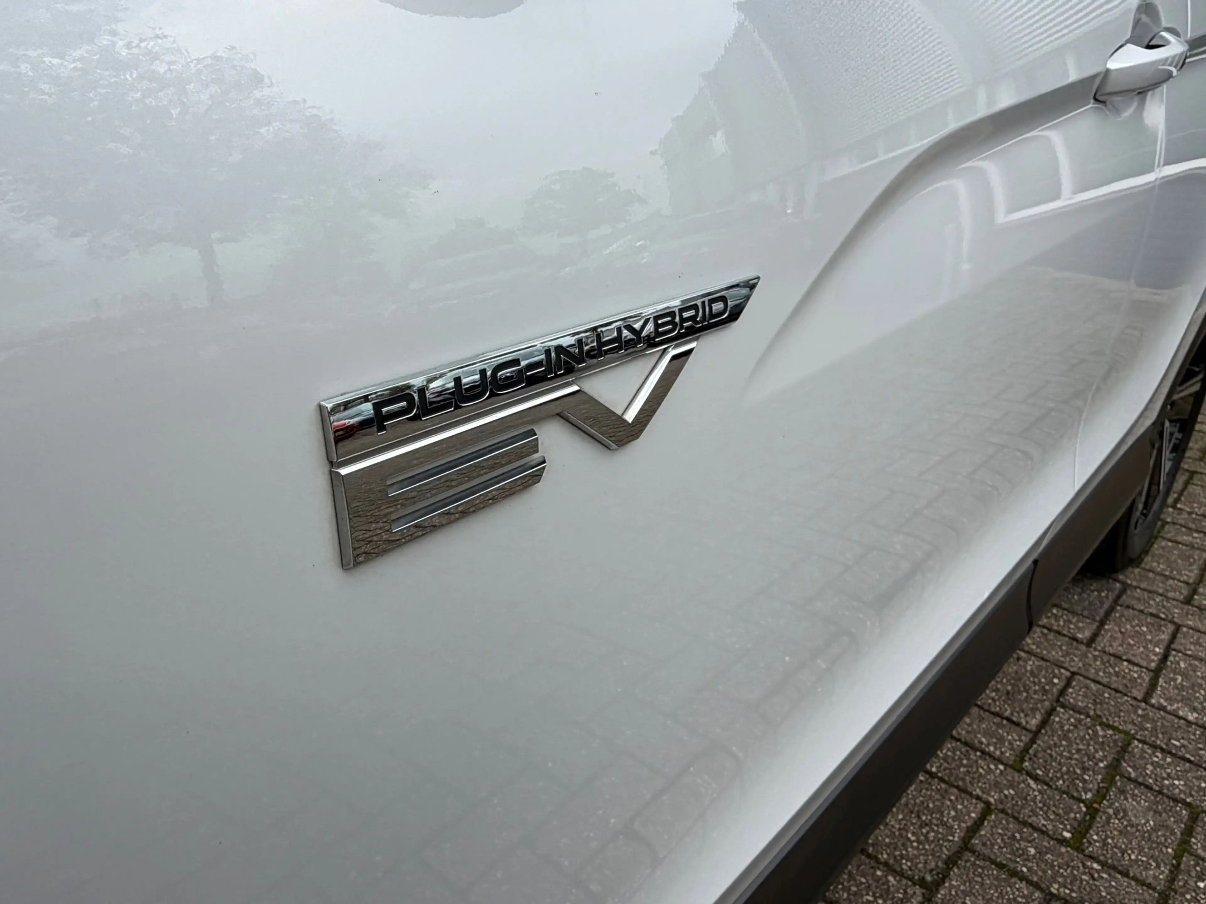 Mitsubishi Eclipse Cross 2.4 PHEV 188PK Navi,Clima,ACC,Carplay,ElektrRamen+ — photo 47