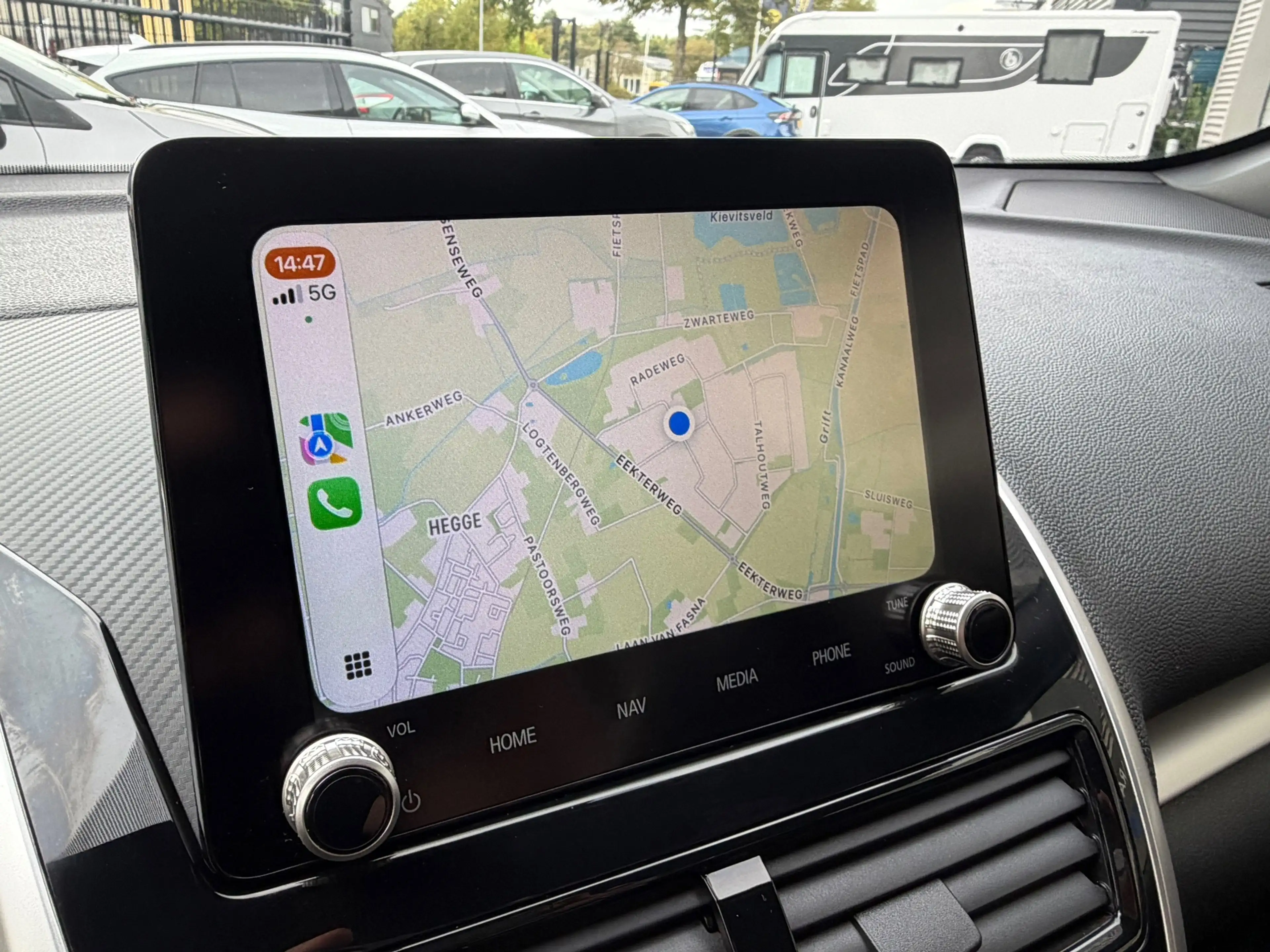 Mitsubishi Eclipse Cross 2.4 PHEV 188PK Navi,Clima,ACC,Carplay,ElektrRamen+ — photo 27