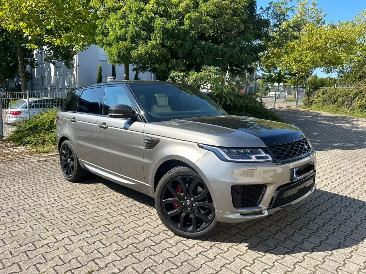 Land Rover Range Rover Sport 4.4 SDV8 Autobiography Carbon Gris - 2