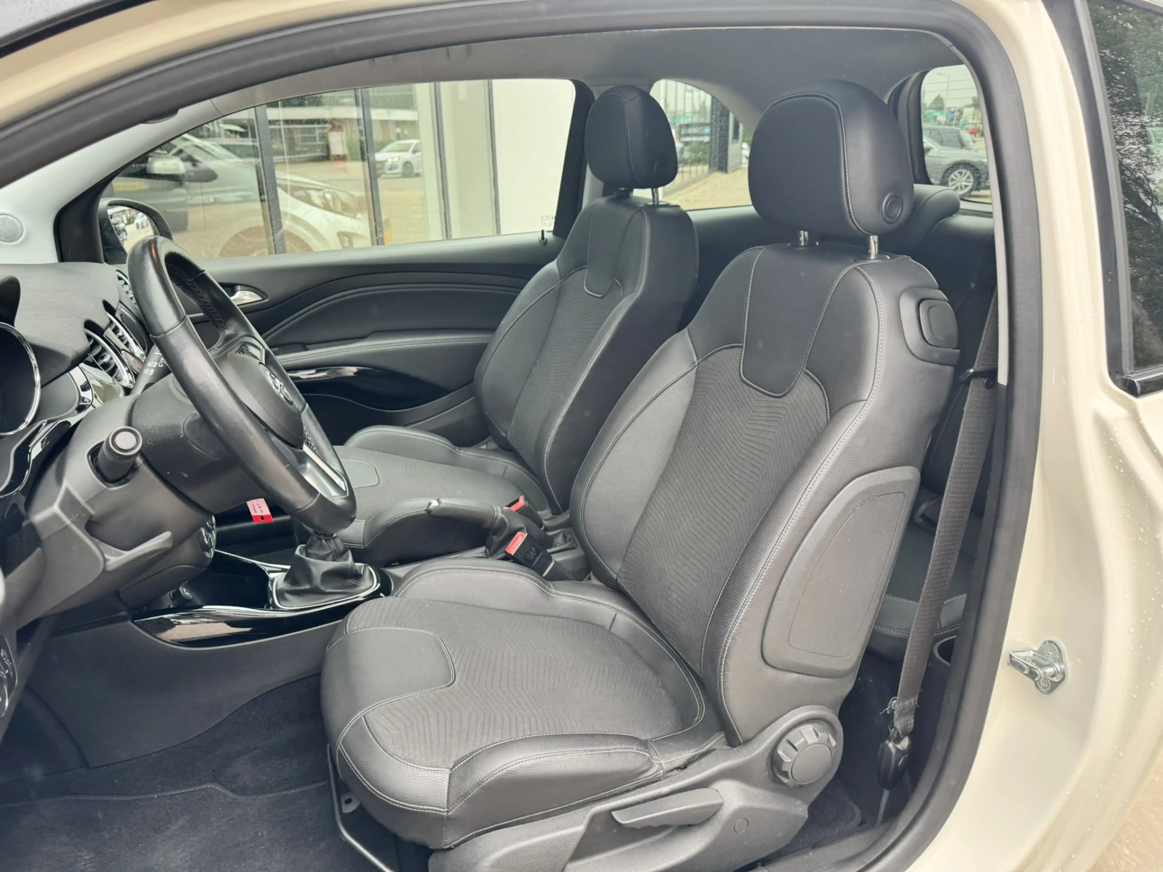Opel Adam 1.0 Turbo Rocks — photo 7