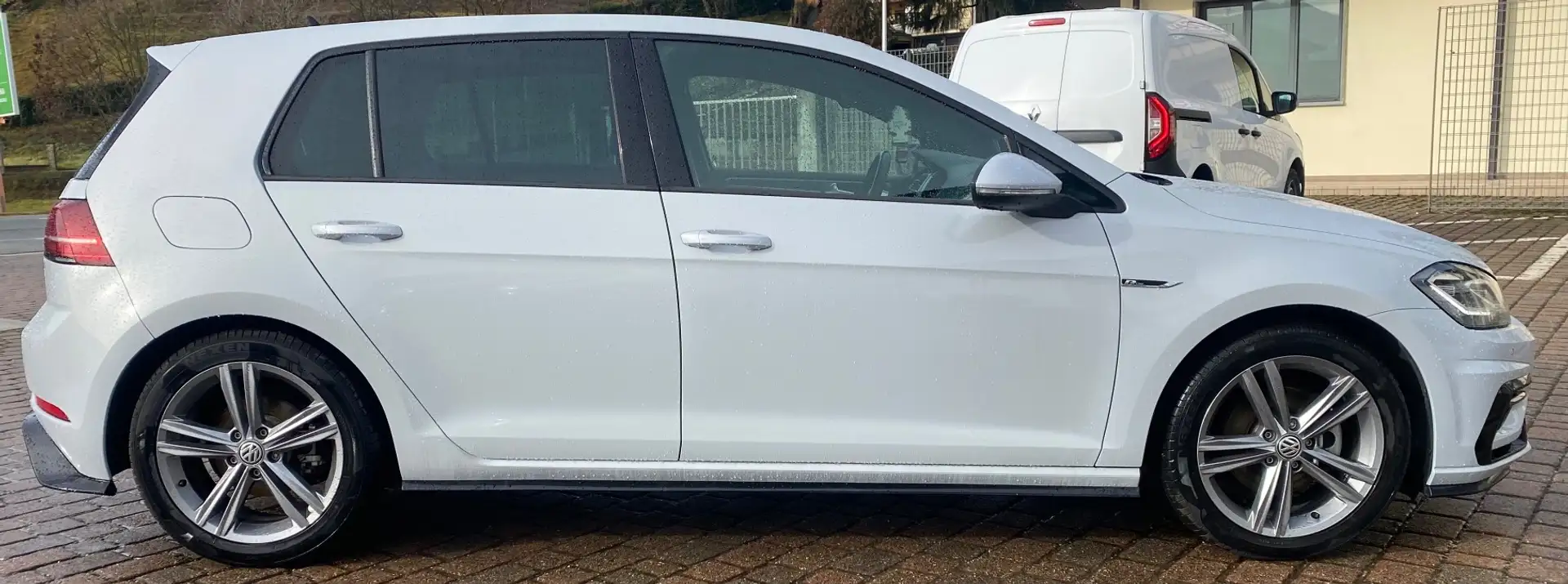 Volkswagen Golf Golf 5p 1.5 tsi Sport 150cv Blanc - 2