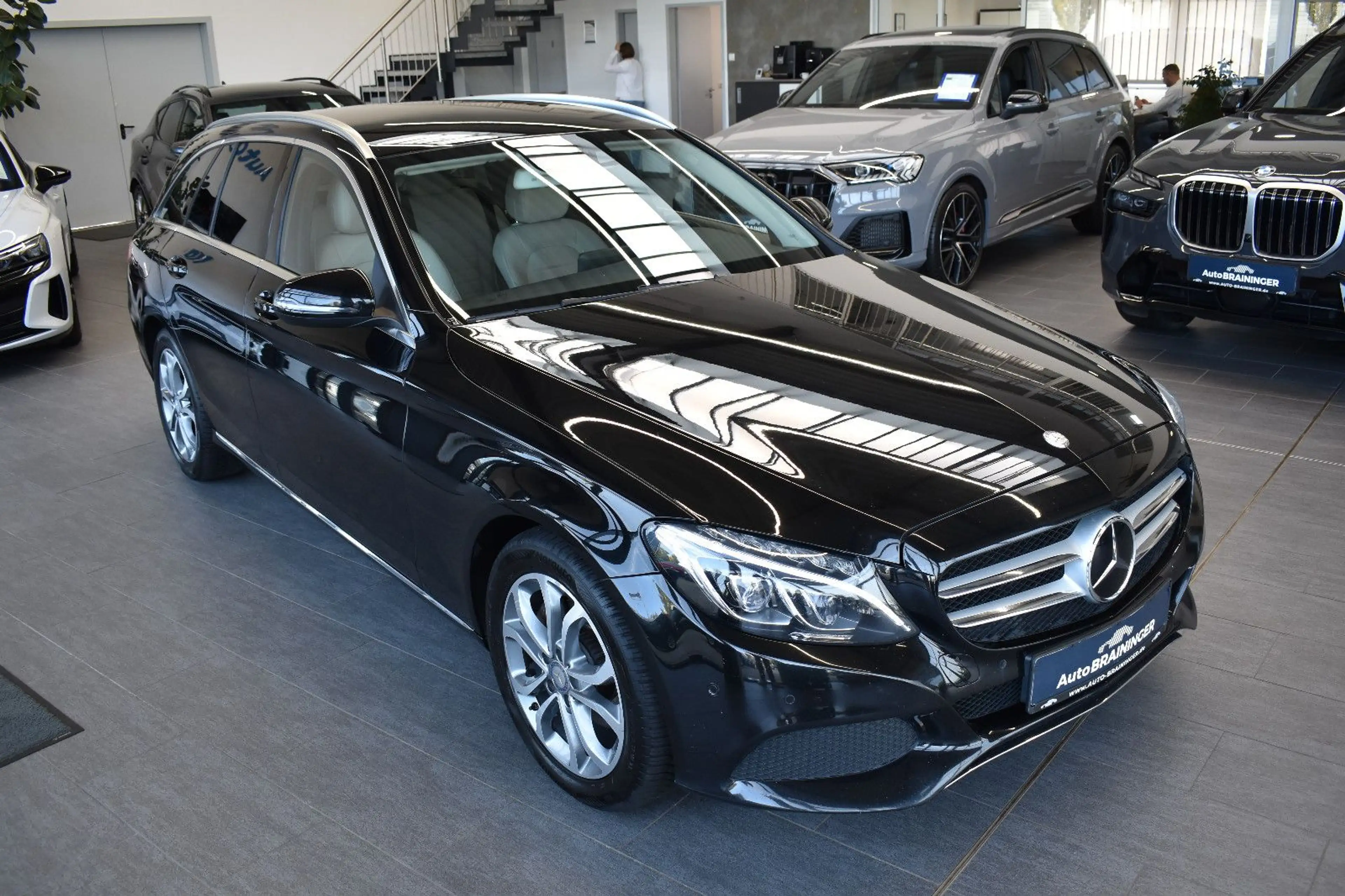 Mercedes-Benz C 220 C220d T Aut. Avantgarde LED~Distronic~Sitzlüftg. — photo 5