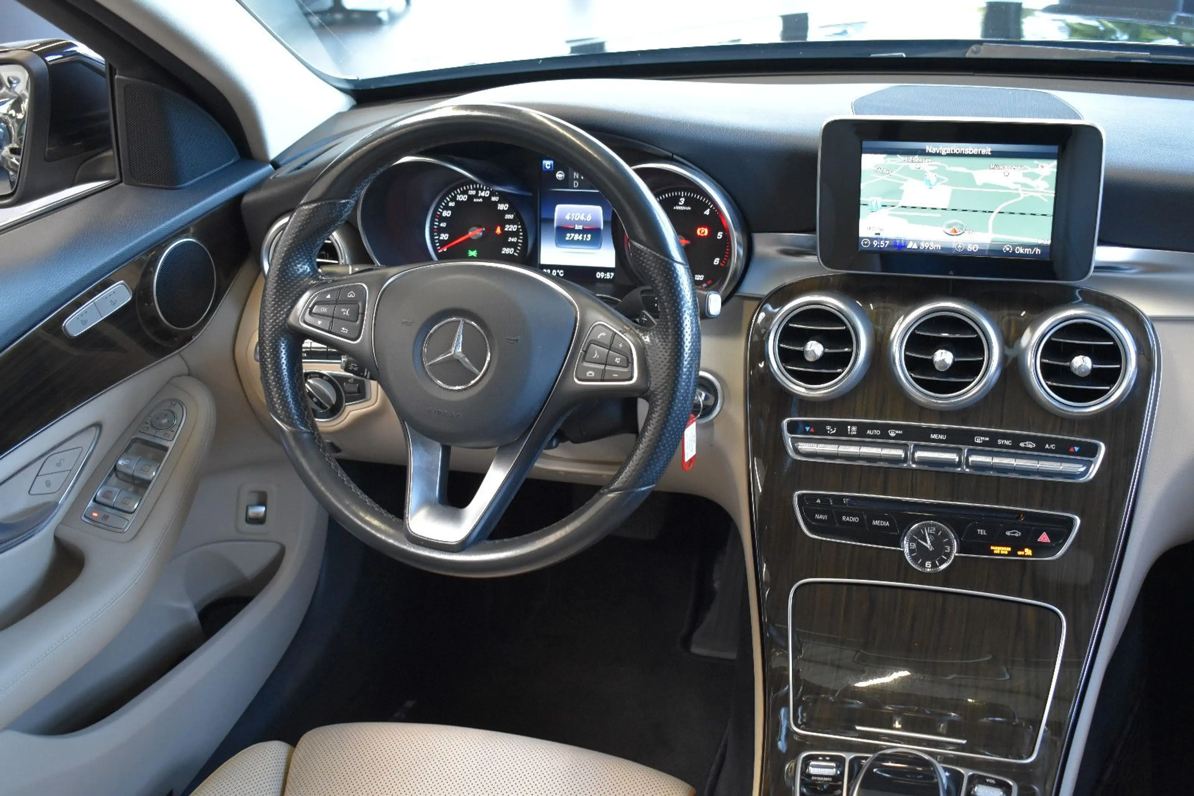 Mercedes-Benz C 220 C220d T Aut. Avantgarde LED~Distronic~Sitzlüftg. — photo 10