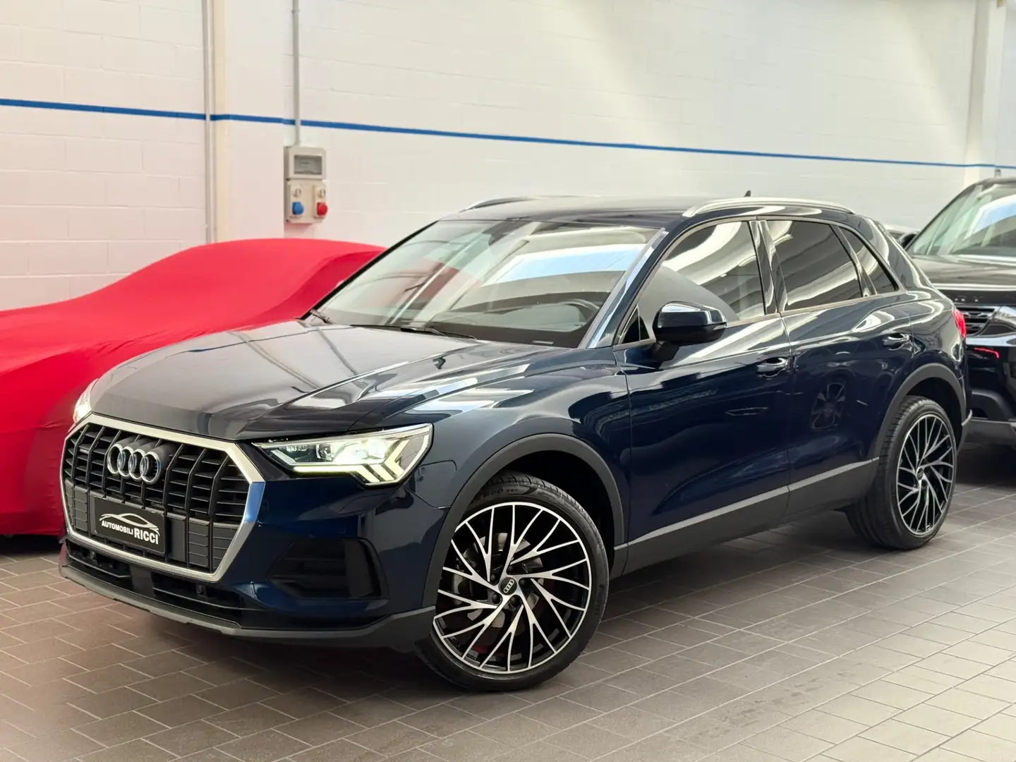Audi Q3 Q3 35 TDI quattro S tronic Blauw - 1