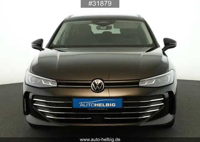 Volkswagen Passat view 9