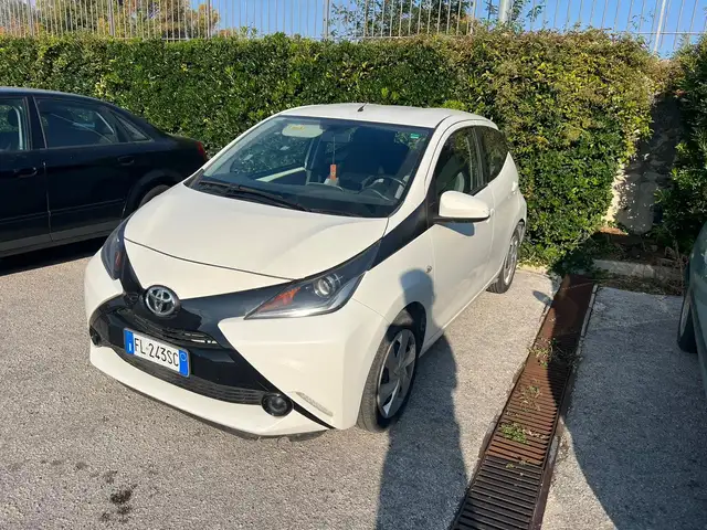 Toyota Aygo Aygo II 2014 5p 1.0 x-wave m-mt my15