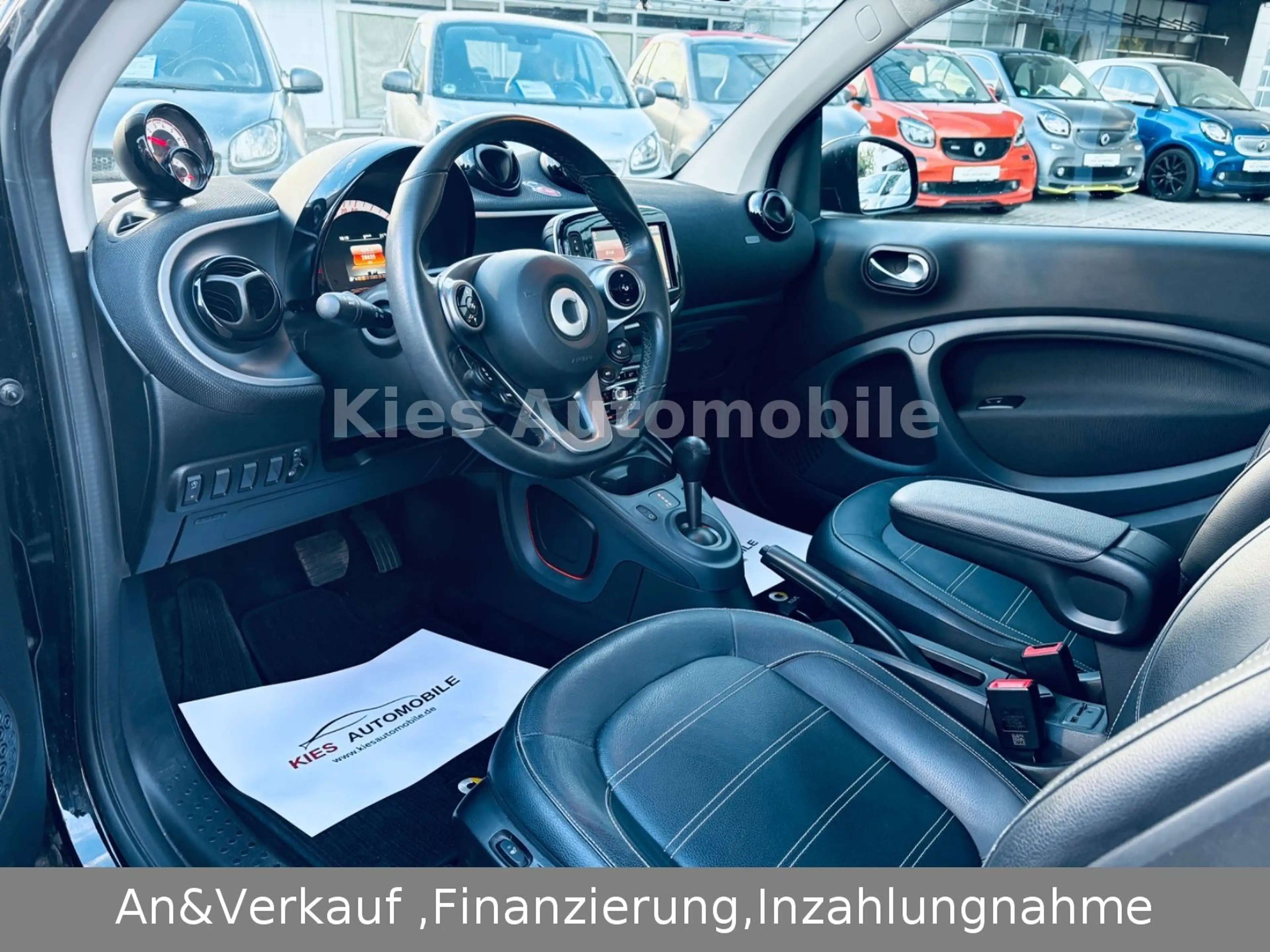 smart forTwo Prime 90Ps AUTOM/LEDER/NAVI/KAMERA/PANO — photo 13