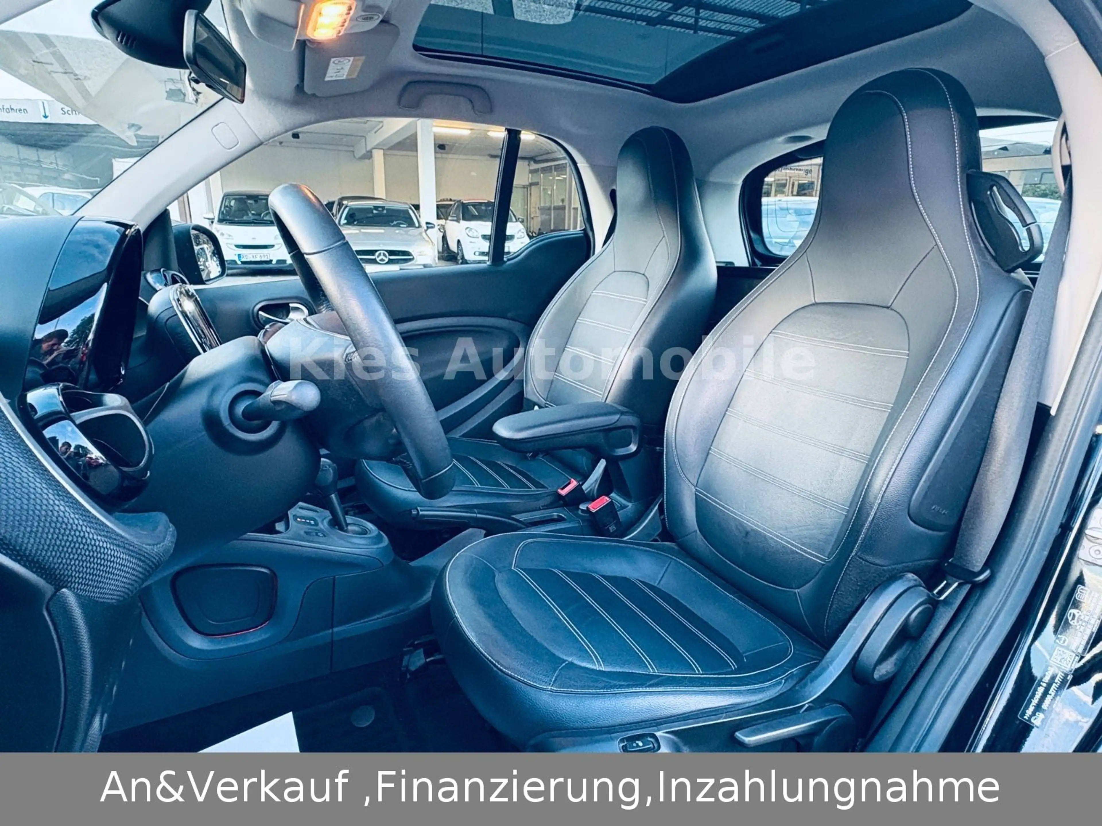 smart forTwo Prime 90Ps AUTOM/LEDER/NAVI/KAMERA/PANO — photo 15