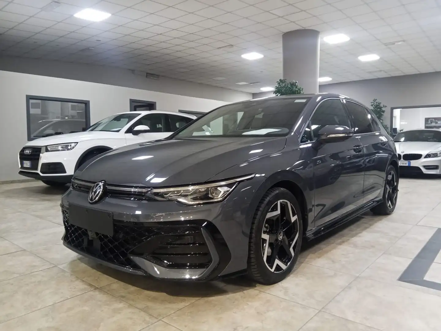 Volkswagen Golf Golf 2.0 tdi R-Line 150cv dsg - 1