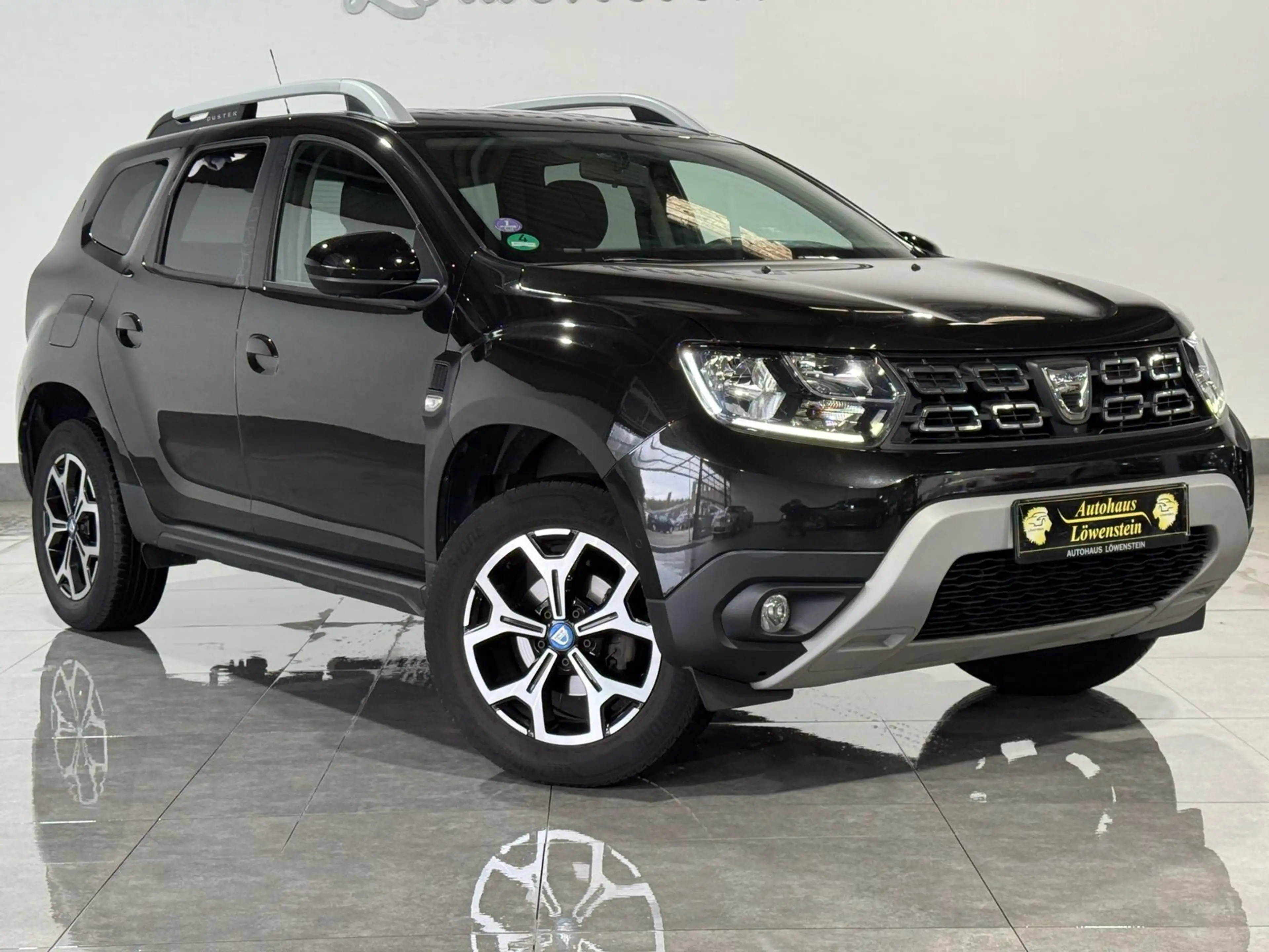 Dacia Duster Access*1.HAND*LPG*KAMERA*TOTWINKEL*SHZ* — photo 2