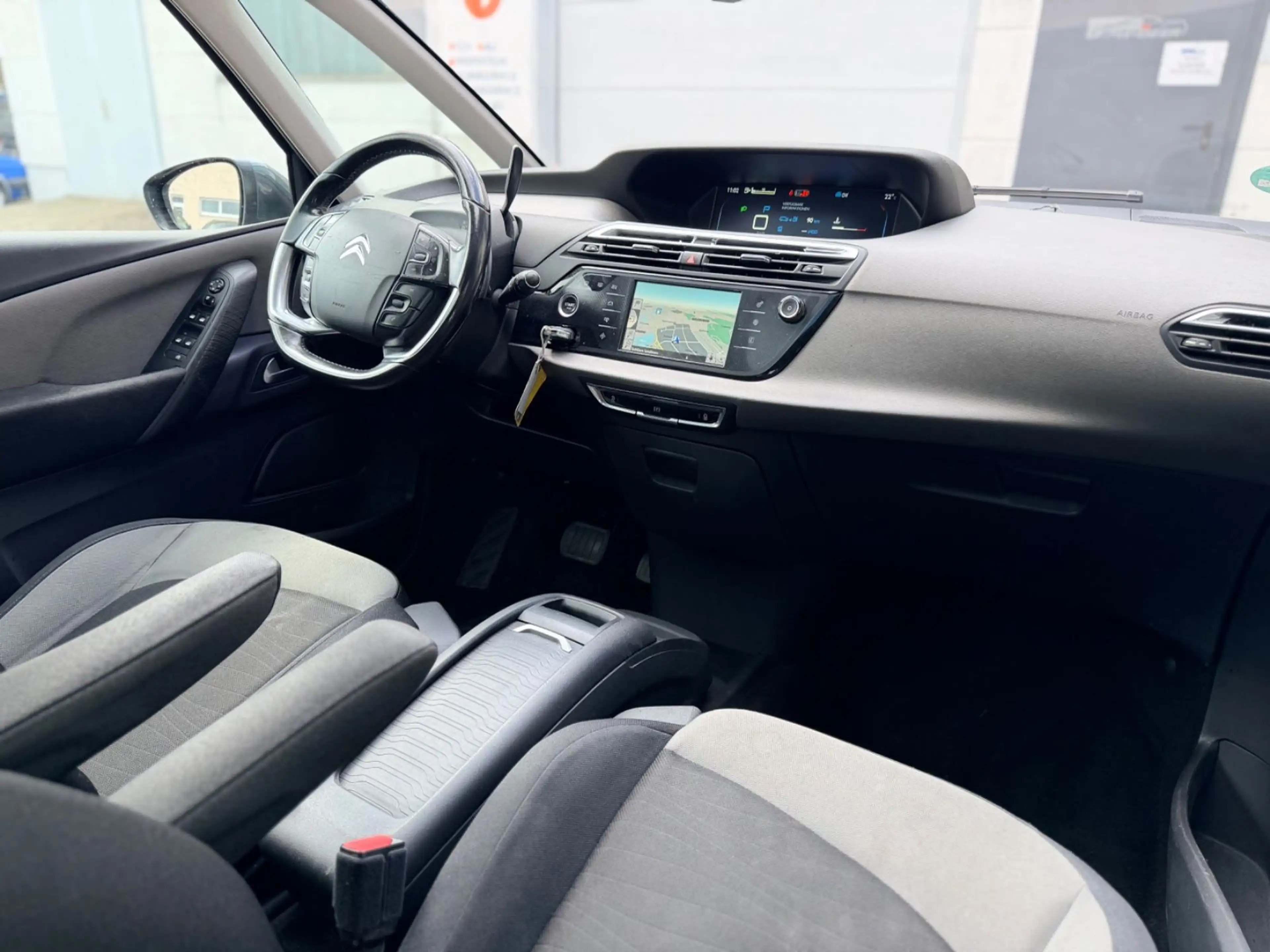 Citroen Grand C4 Picasso /Spacetourer 7-Siter Automatik — photo 8