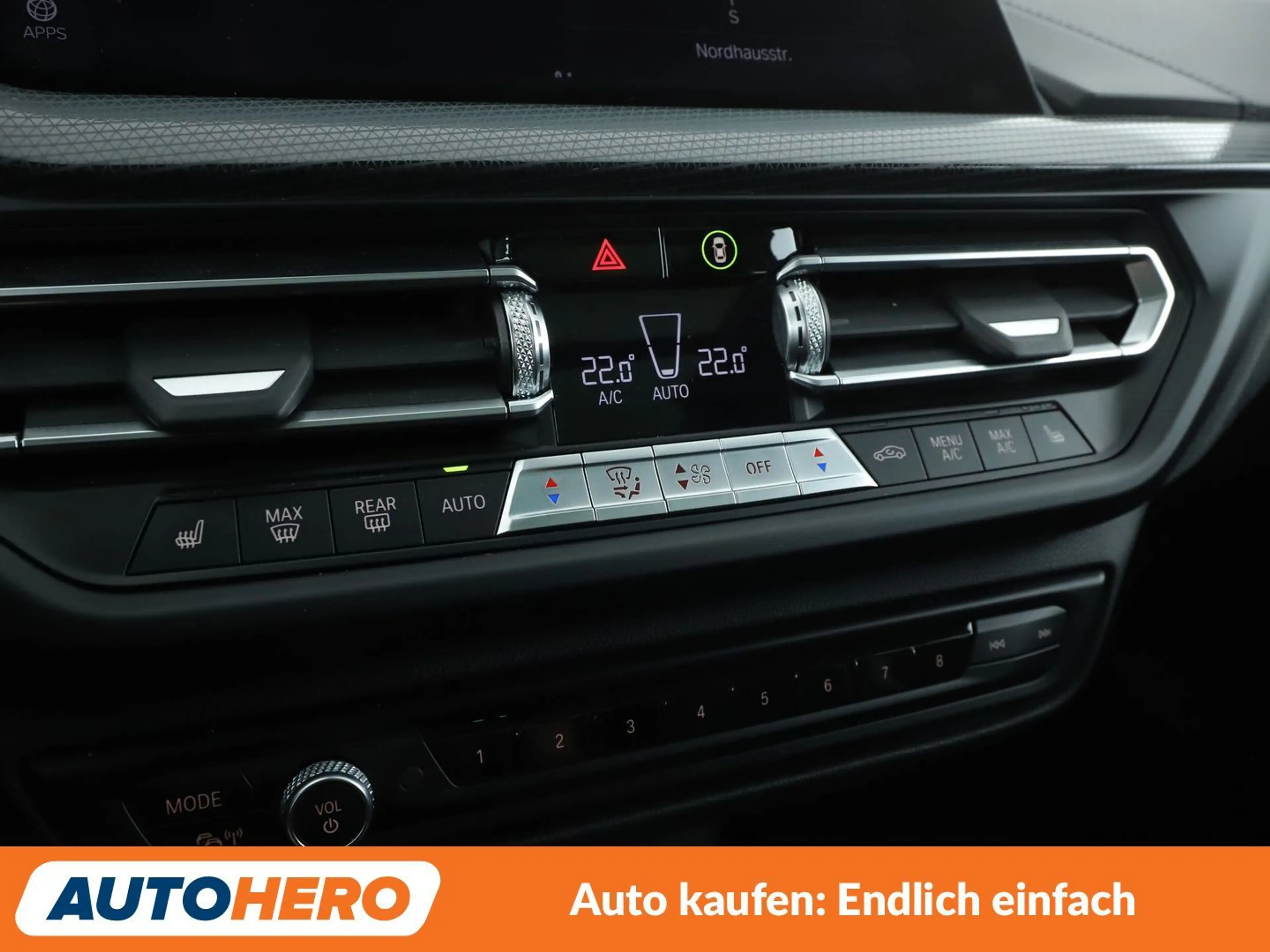 BMW 120 120d xDrive Sport Line Aut.*LED*TEMPO*PDC*SHZ* — photo 23