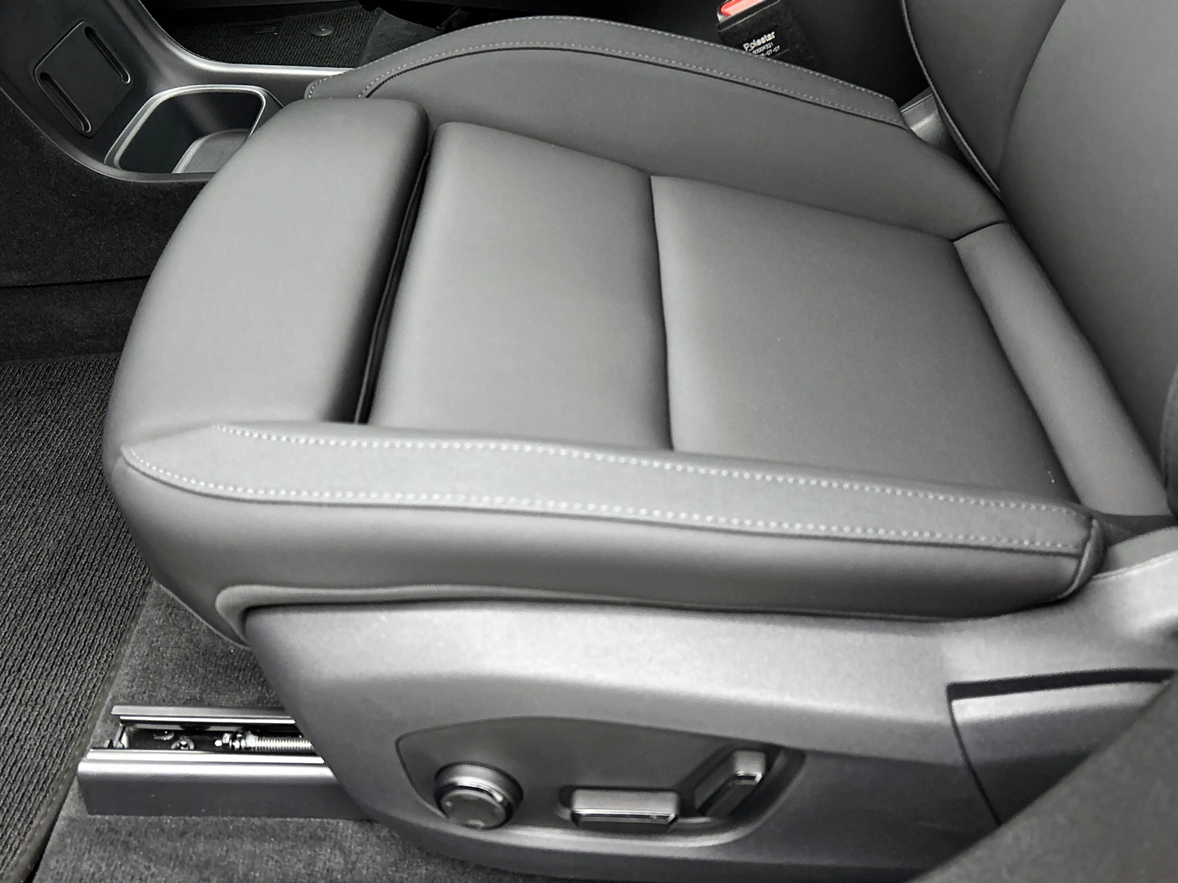 Polestar 4 Long Range Single motor Plus 100 kWh 22 kW lader, — photo 26