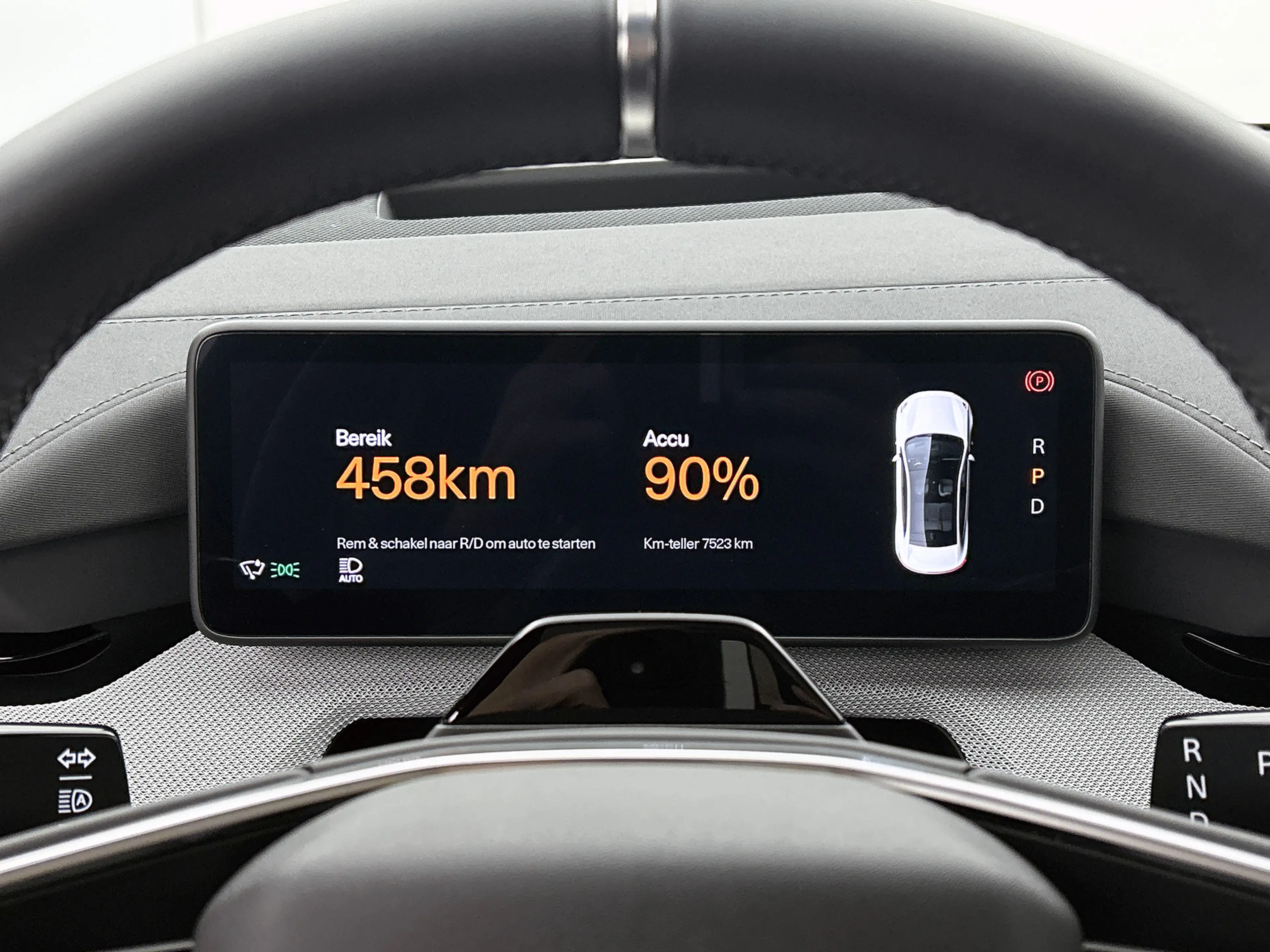 Polestar 4 Long Range Single motor Plus 100 kWh 22 kW lader, — photo 6