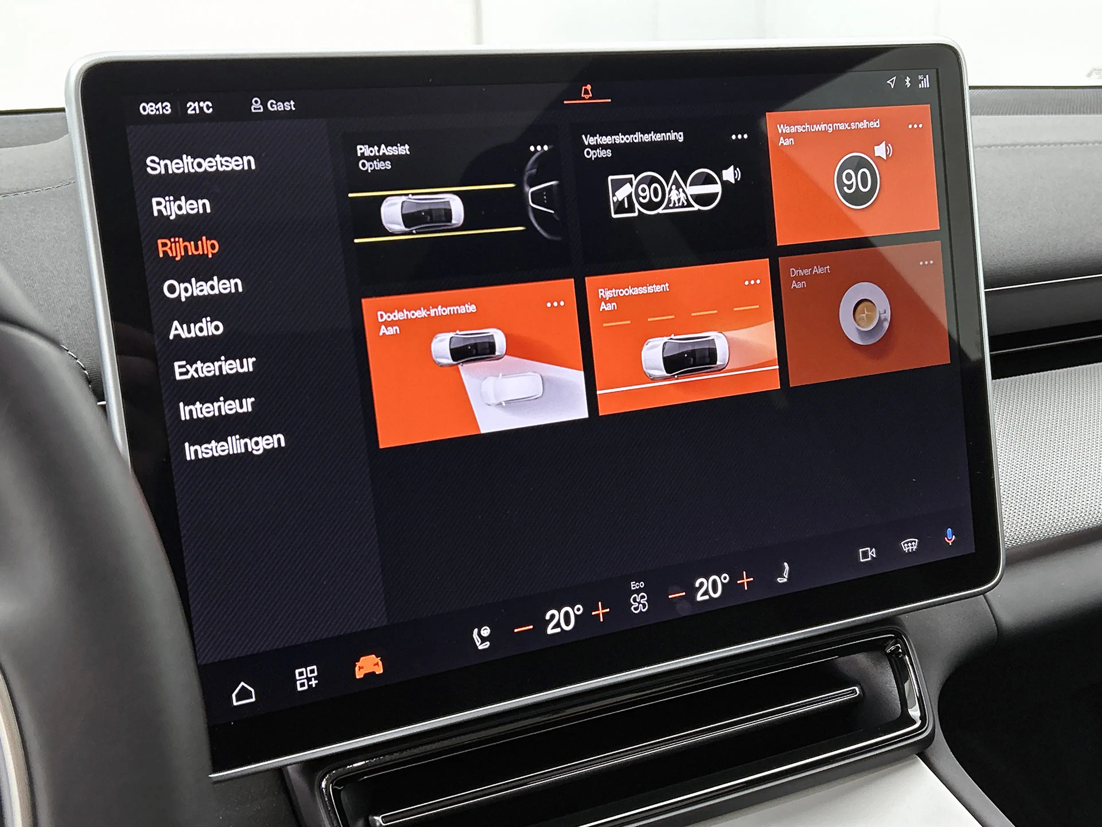 Polestar 4 Long Range Single motor Plus 100 kWh 22 kW lader, — photo 14