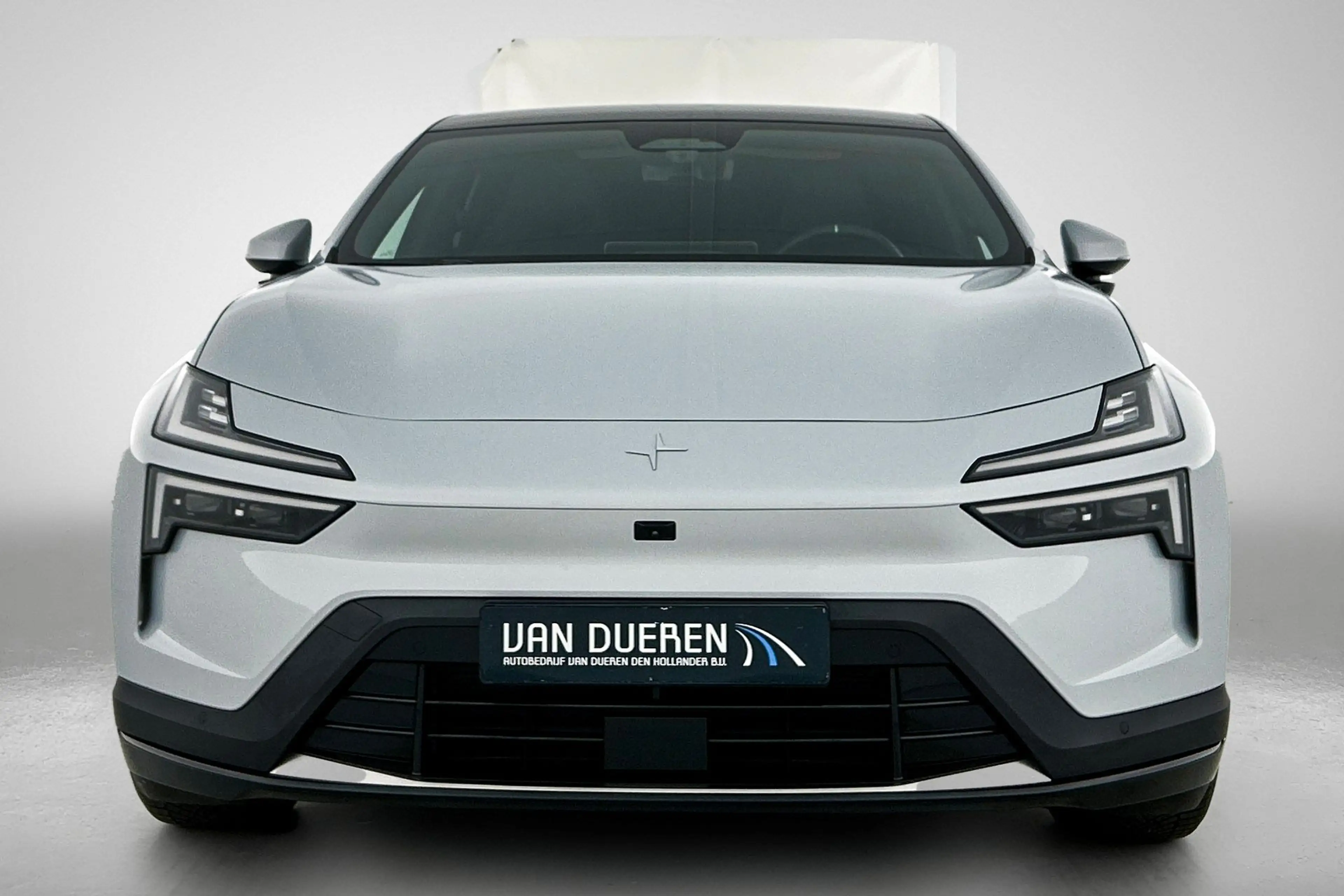 Polestar 4 Long Range Single motor Plus 100 kWh 22 kW lader, — photo 7