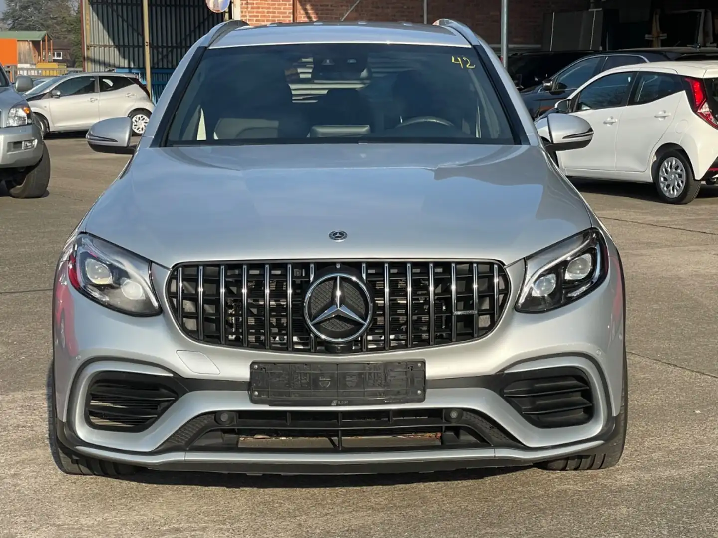 Mercedes-Benz GLC 63 AMG GLC 63 S AMG/Track Package/Perf AGA Stříbrná - 2