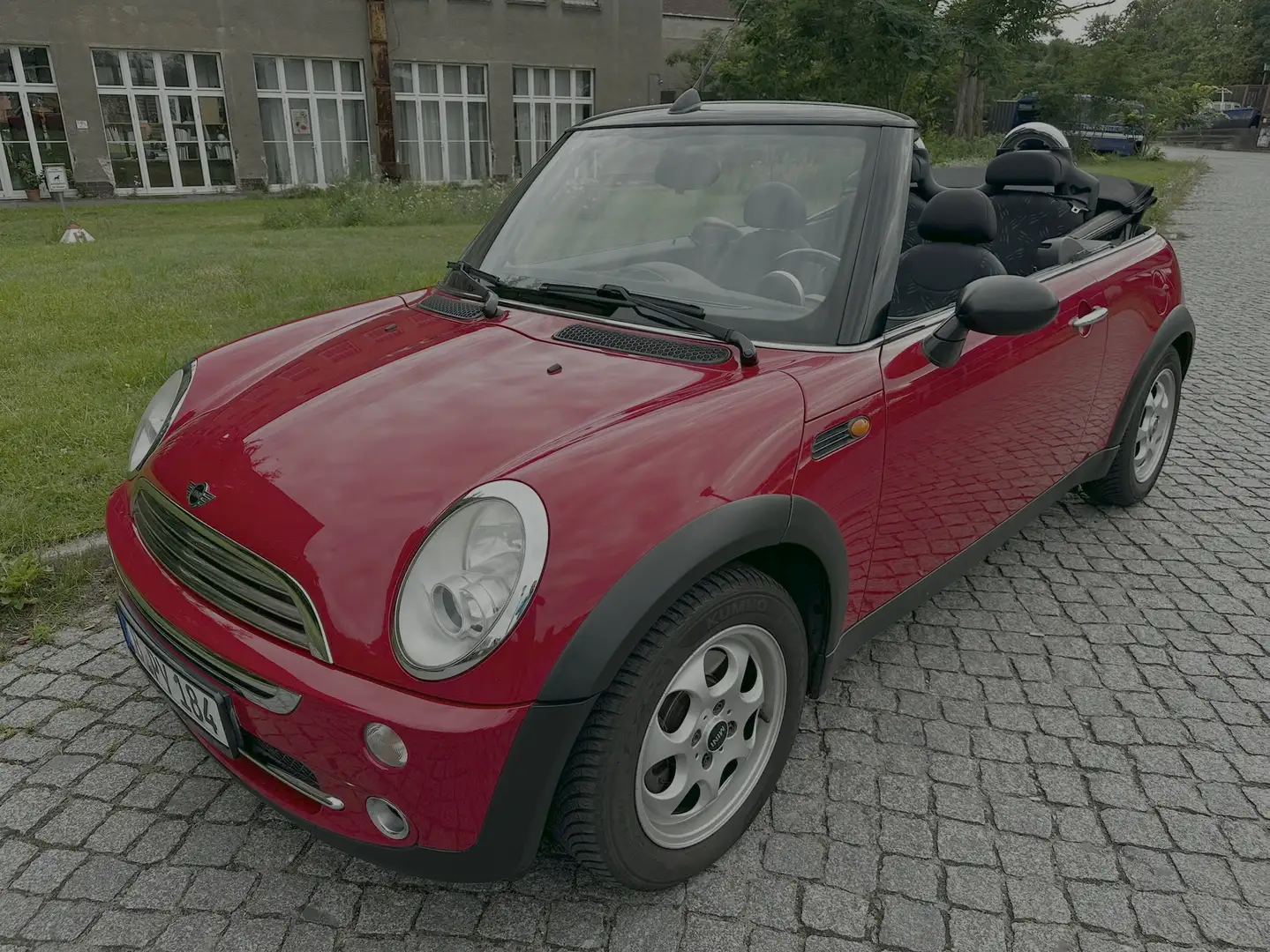 MINI One Cabrio - 1