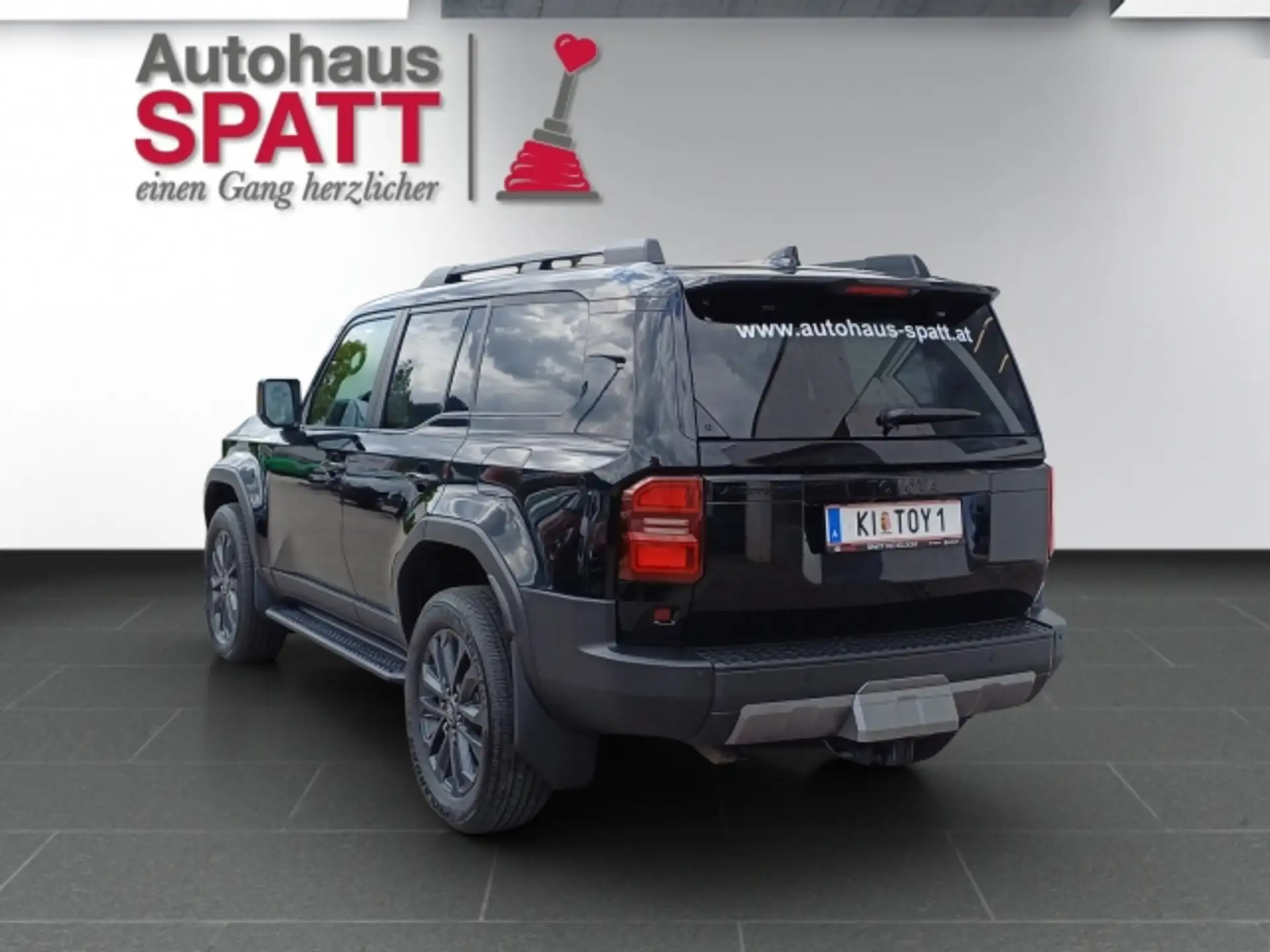 Toyota Land Cruiser 2.8 2024 검정 사진 3