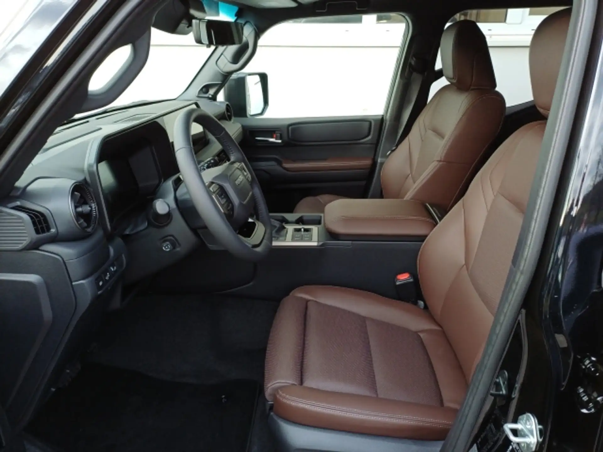 Toyota Land Cruiser 2.8 2024 검정 사진 7