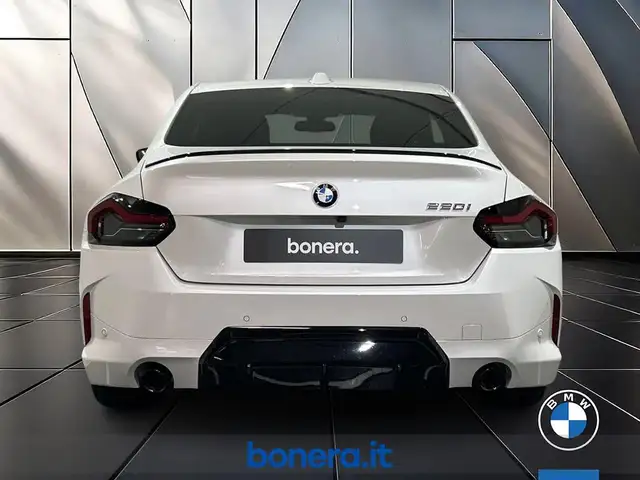BMW 2 Series view 6