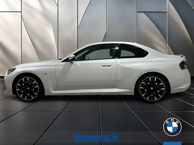BMW 2 Series view 8