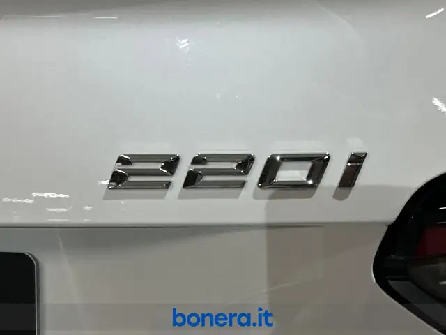 BMW 2 Series view 9