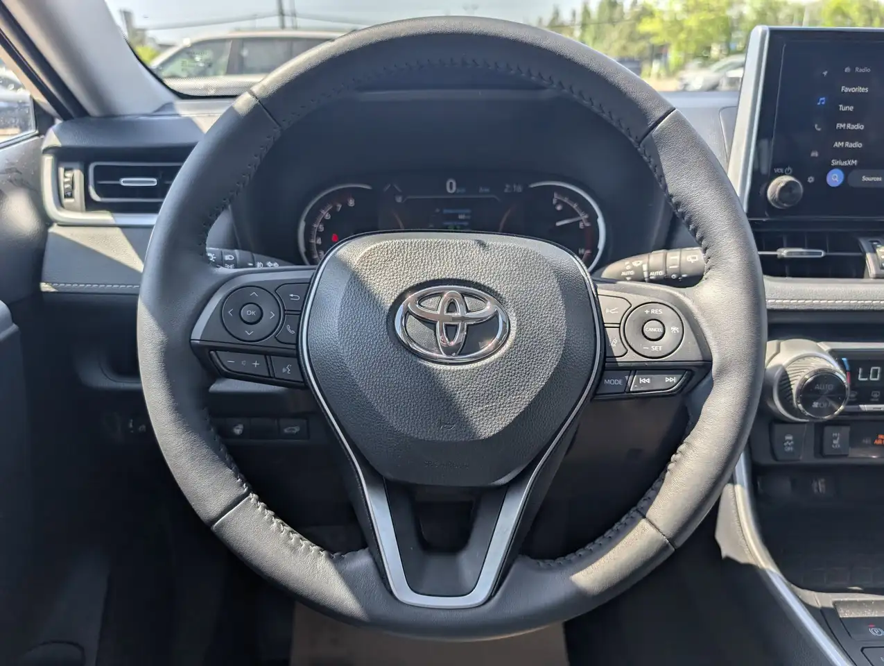 Toyota RAV 4 снимка Toyota RAV 4